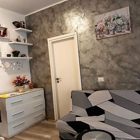 Mirahouse Apartment Lido di Ostia Bagian luar foto